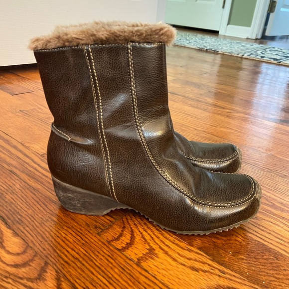 Women’s Sporto Boots Size 7.5 - Picture 2 of 4